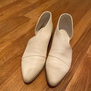 Universal Threads bootie size 8